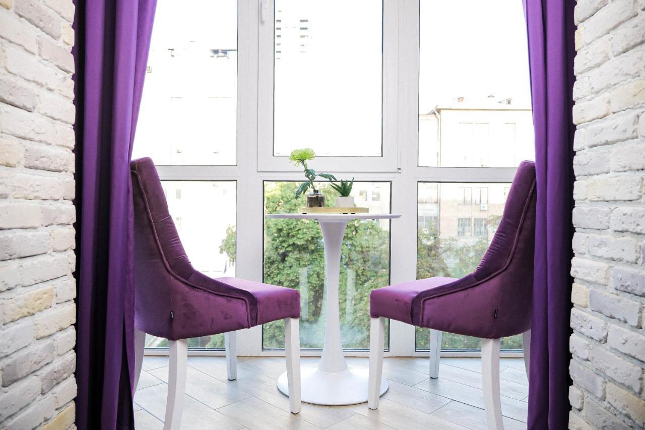 Freedom Apartments In City Center Kiev Buitenkant foto