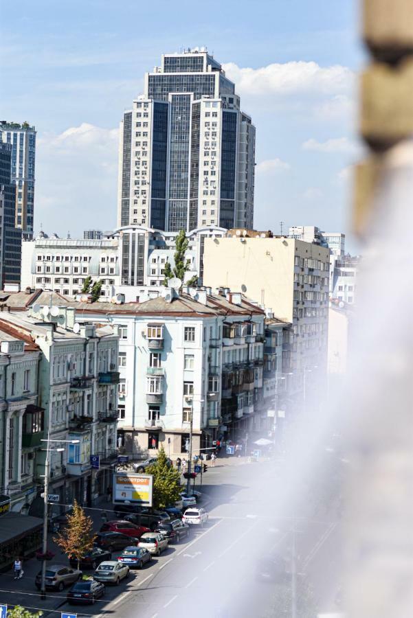 Freedom Apartments In City Center Kiev Buitenkant foto